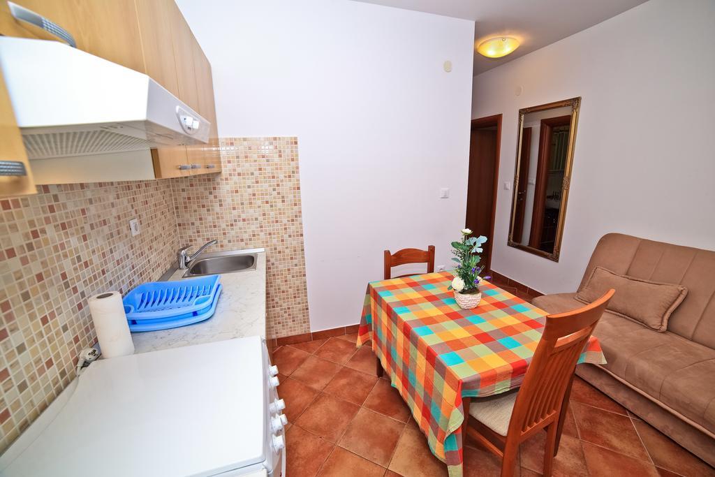 Apartments Bozikovic Podstrana Chambre photo
