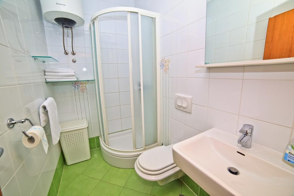 Apartments Bozikovic Podstrana Chambre photo