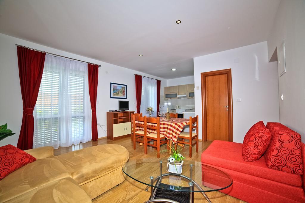 Apartments Bozikovic Podstrana Extérieur photo
